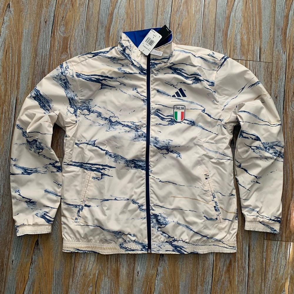 Adidas Italy FIGC Anthem reversible full zip jacket. Women’s size Large